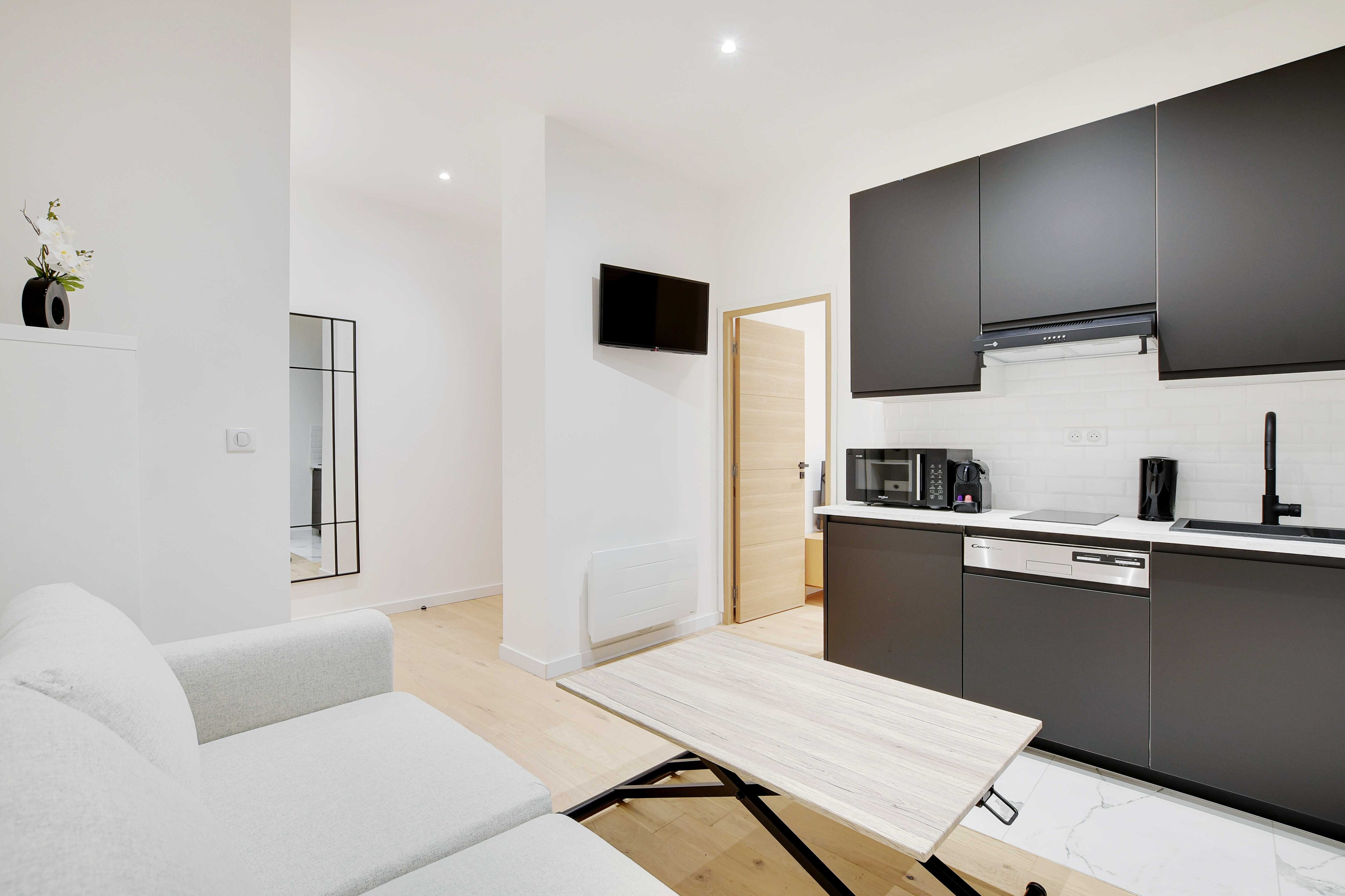 Cozy modern flat - 1BR - 4P - Oberkampf - Tap to explore photos
