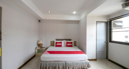 Hotel Win Long Room Type - Deluxe Double