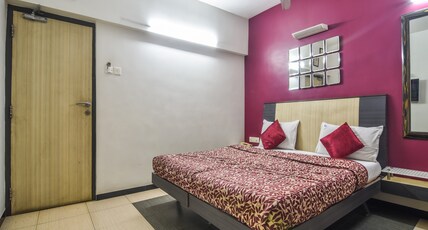 Hotel Keerthi Room Type - Classic Double Room