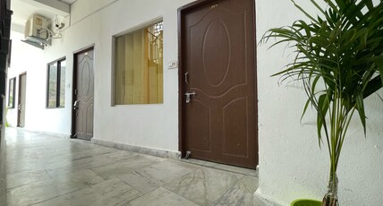 Hotel Gangesh Rishikesh Room Type - AC Deluxe