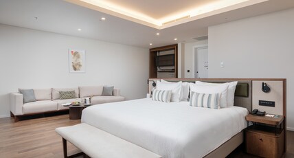 Anda Barut Collection Ultra All Inclusive Room Type - Handicapped Room Sea View – Community Zone Anda Barut Collection Ultra All Inclusive Room Type - Handicapped Room Sea View – Community Zone