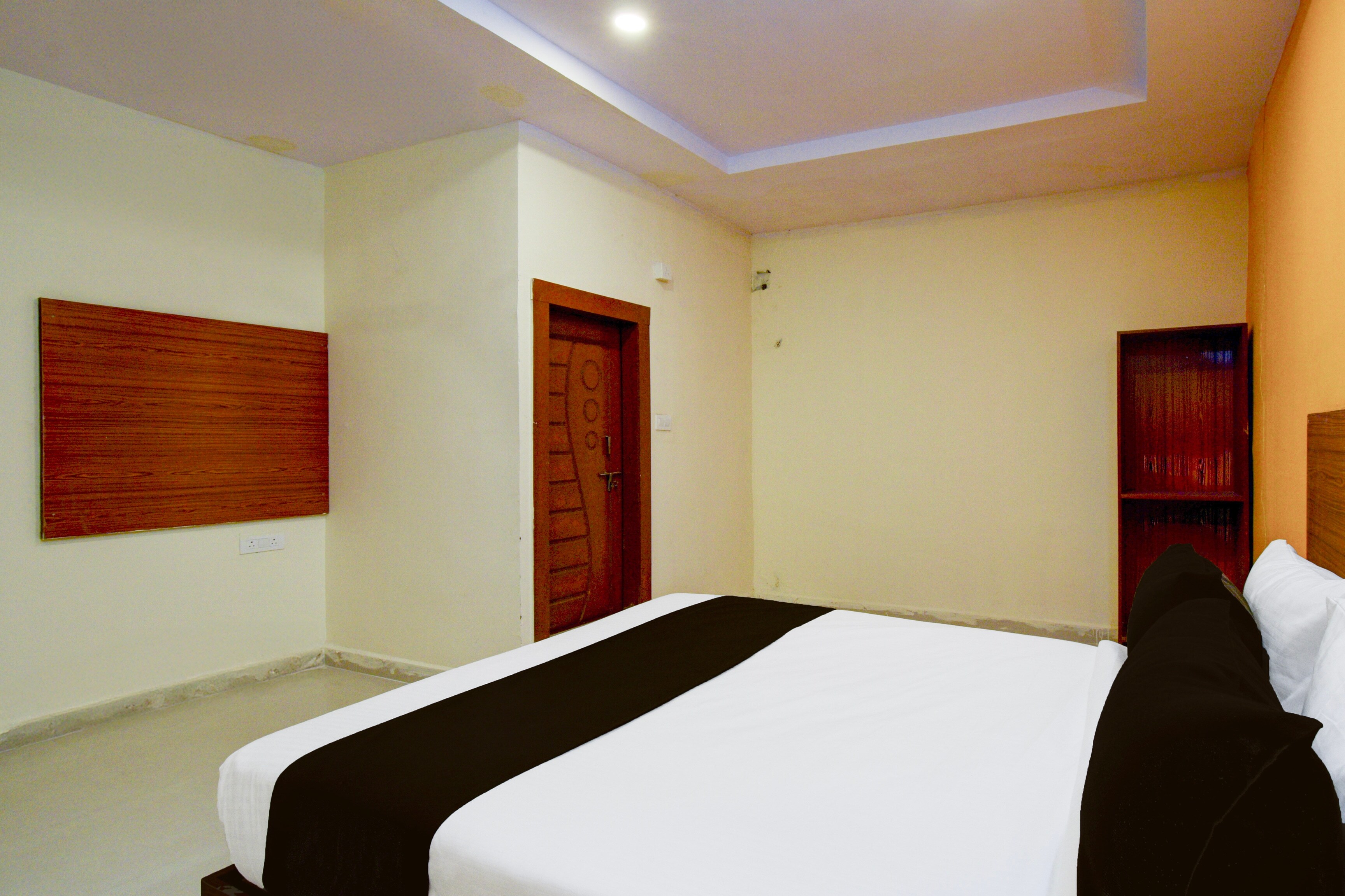 Hotel O Balaji R Square - Tap to explore photos