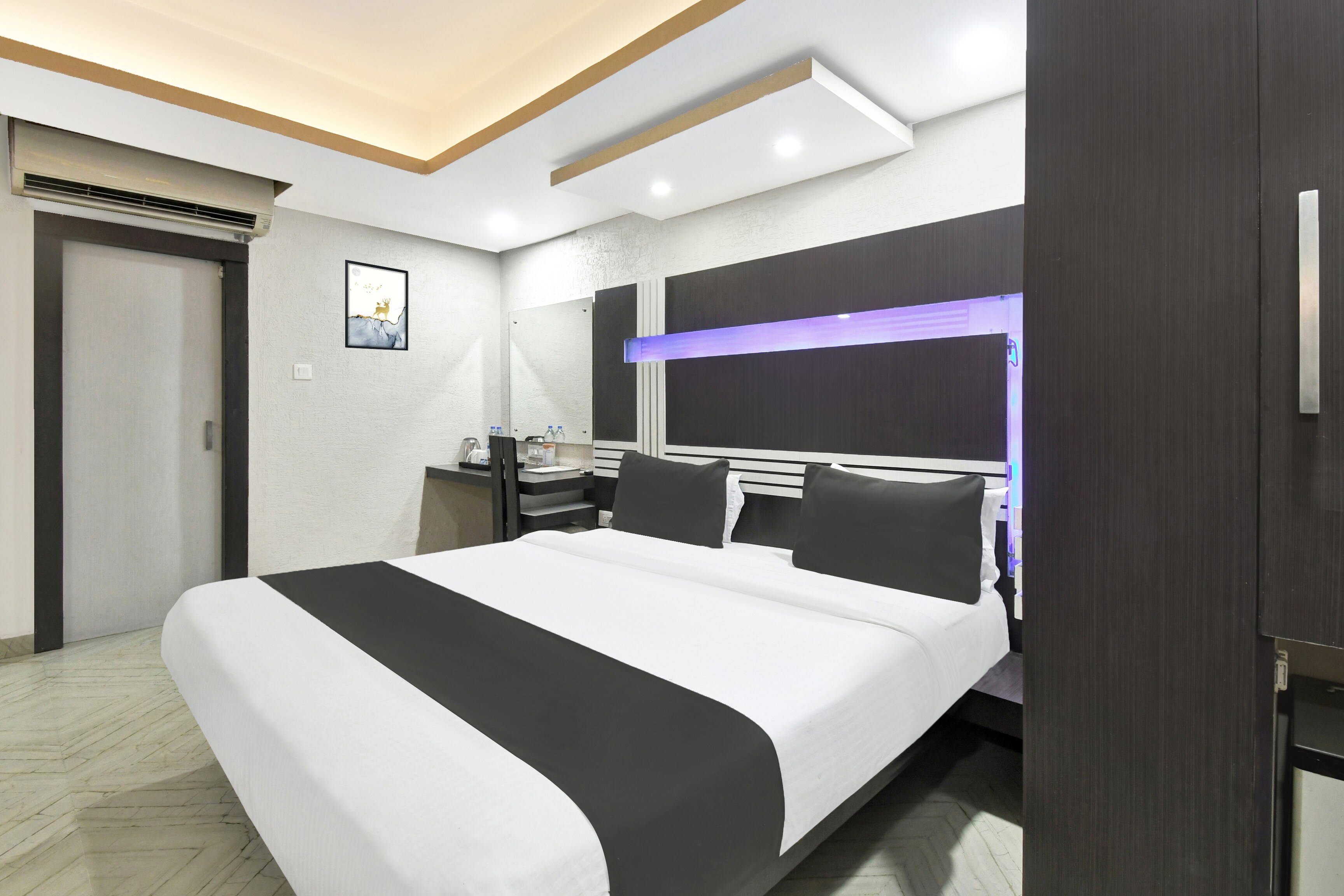 Townhouse Ranchi Near Railway Station - Tap to explore photos