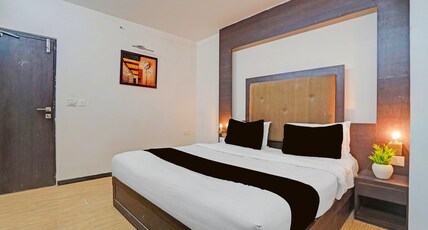 Collection O Dhanbad Railway Station Formerly Hotel VIP Residency Room Type - Super Deluxe Room