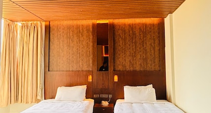 Ananta Express Jaunpur Room Type - Deluxe Room Twin Bed Ananta Express Jaunpur Room Type - Deluxe Room Twin Bed