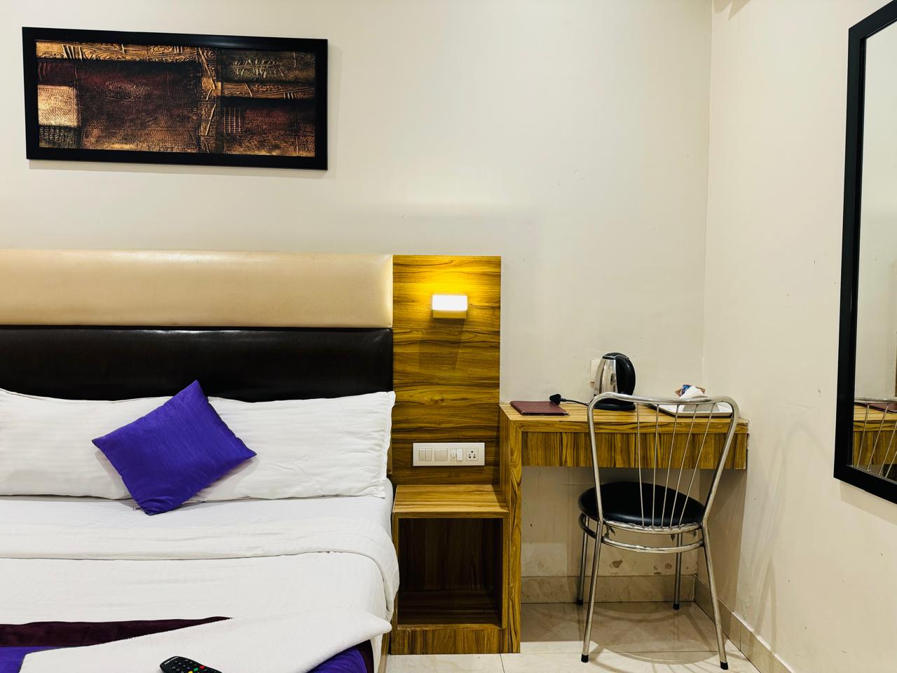 Hotel Liwa International - Tap to explore photos