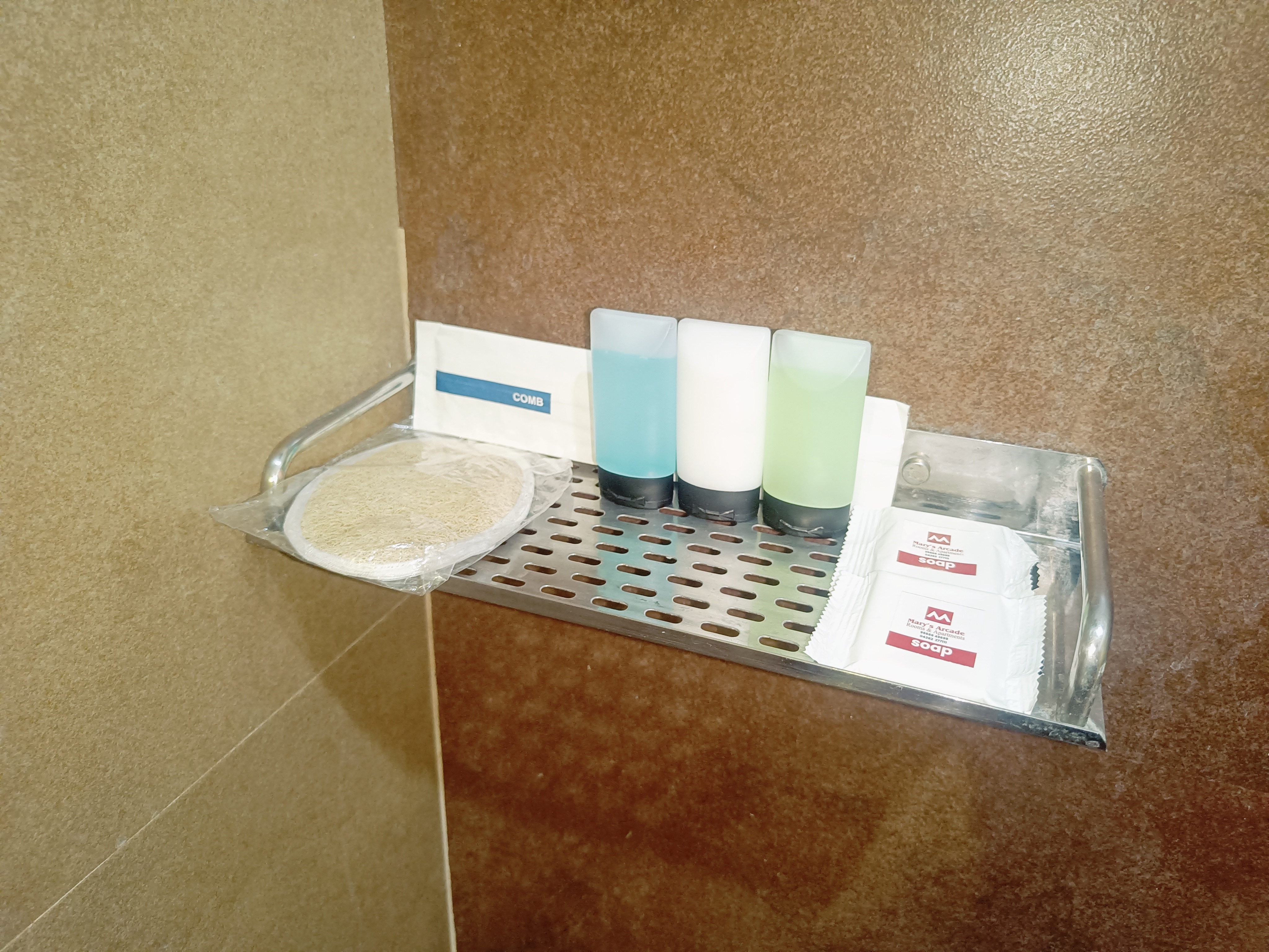 Hotel Marys Arcade - Tap to explore photos