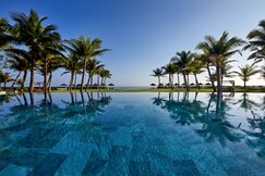 Wyndham Hoi An Royal Beachfront Resort and Villas