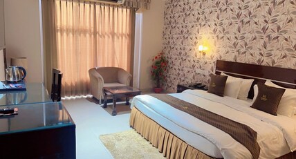 Hotel Supreme Suites Room Type - Executive Room