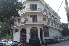 Hotel Abhinandan