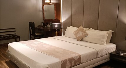 Hotel Poonja International Room Type - PREMIUM CLUB ROOM