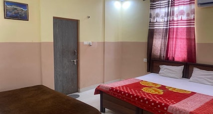 Shri Prayag Darshan Inn Room Type - Bedroom 7