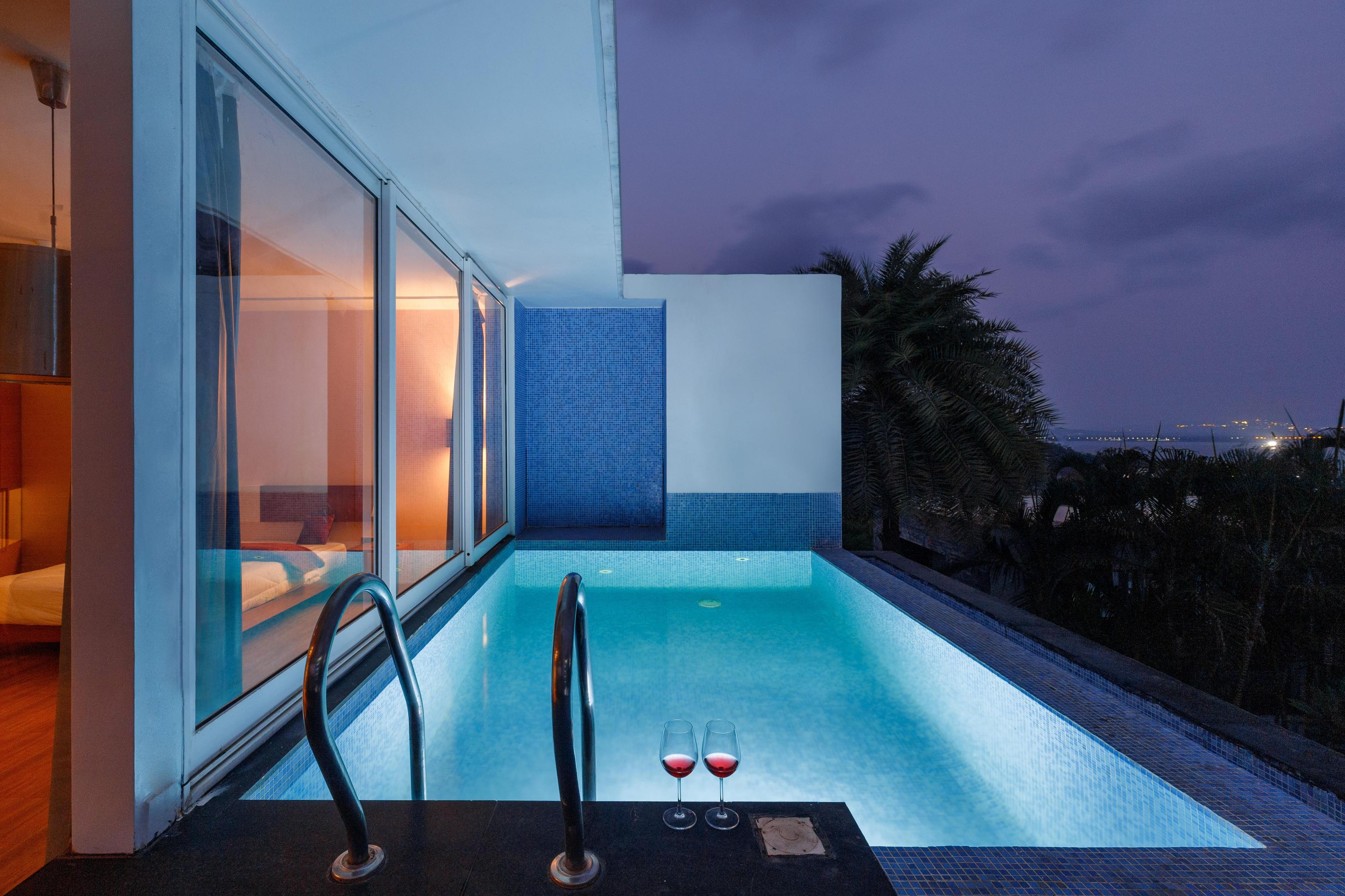 Casa Palmera by StayJade|Infinity Pool|Luxury Villa - Tap to explore photos
