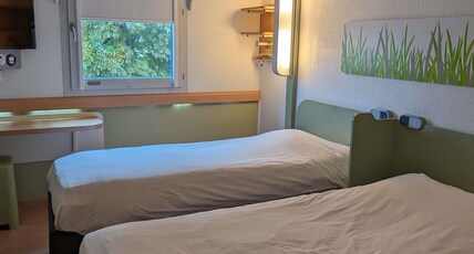 ibis budget Saint-Omer Centre Room Type - TWIN - Room with twin beds