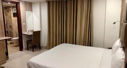 HOTEL SIZZLING STARR Room Type - Super Dlx Ac Room with Free Wi Fi HOTEL SIZZLING STARR Room Type - Super Dlx Ac Room with Free Wi Fi