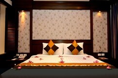 Inactive Rayaburi Hotel Patong