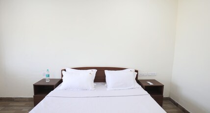 TTDC Hotel Aalayam Kancheepuram Yatri Nivas Room Type - Deluxe AC Room TTDC Hotel Aalayam Kancheepuram Yatri Nivas Room Type - Deluxe AC Room