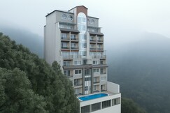 Q Nest  Hotel Cloud End Lansdowne