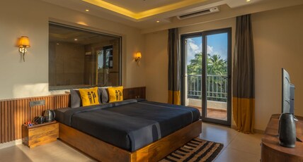 The Hosteller Bam Goa, Calangute Room Type - Superior Double Room with Jacuzzi and Balcony