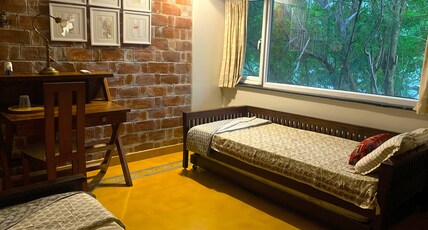 Srirangam || Luxurious Rooms Room Type - Adwaita