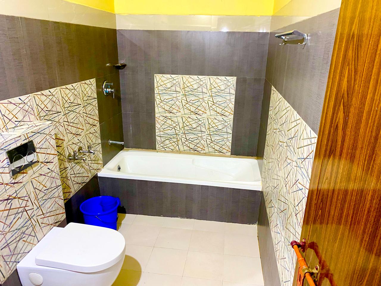 Helen Hills 5BHK - Tap to explore photos