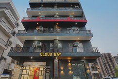 Super Townhouse Cloud Bay, Near Genpact, Sector-69, Gurgaon