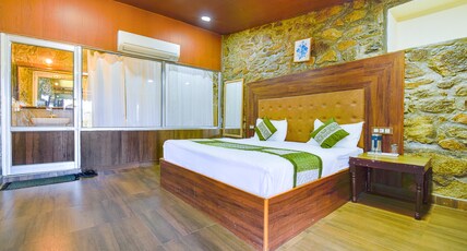 Hotel Castle Rock Mount Abu by SAH Room Type - Deluxe AC Room