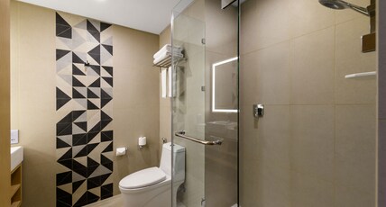 OZO George Town Penang Room Type - Deluxe Partial Seaview Twin OZO George Town Penang Room Type - Deluxe Partial Seaview Twin