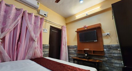 Vandana Homestay | 2 Km from Ramjanmbhoomi Room Type - Deluxe Room