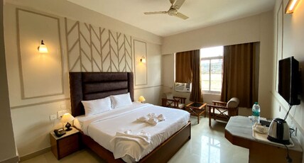 EARL GREY HOTEL Room Type - Premium Room