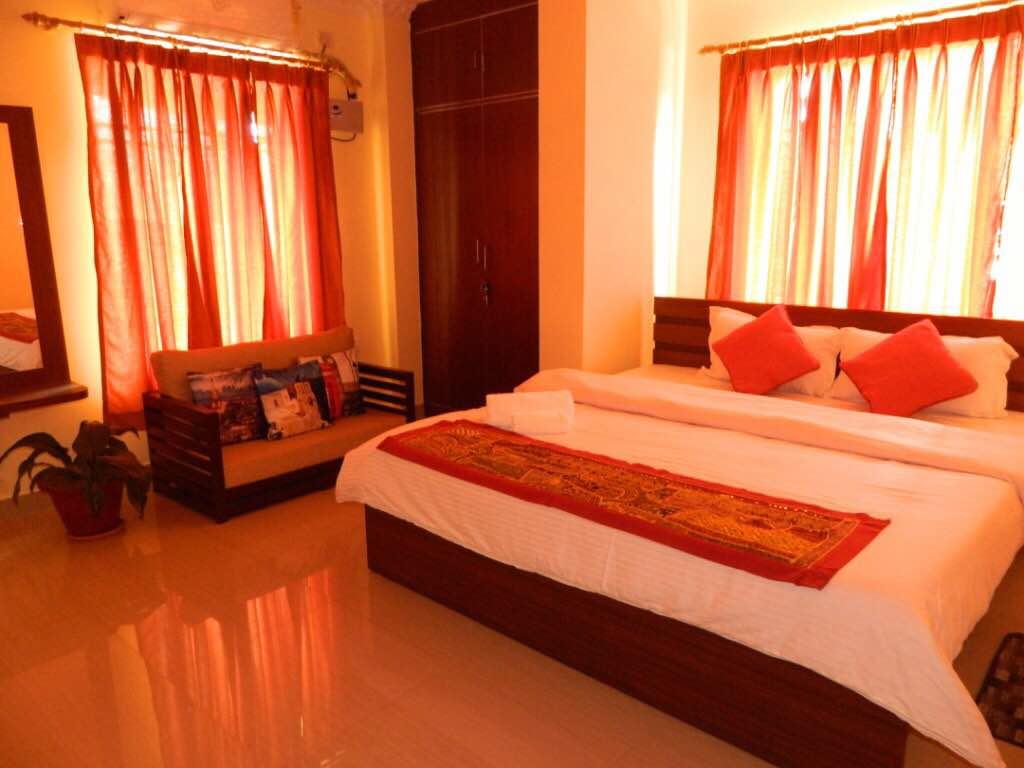 EASTIN HOMESTAY - Tap to explore photos