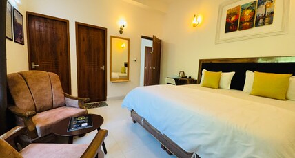 Rootz by NomadsHouse Room Type - Standard Room BH1