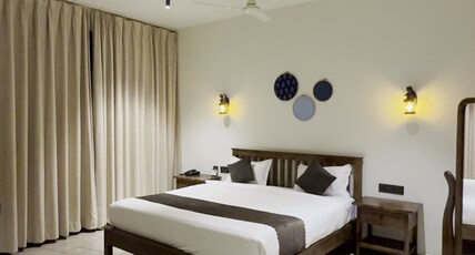 NIRWANA RESORTS AND CLUB Room Type - Cottage Room with Balcony & Pool Veiw