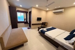 Address of Hotel Grow Inn