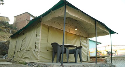 On The Rocks Camps and Cafe | Rooms & Guided Treks Room Type - Swiss Cottage