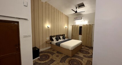 KANHA BLOOMS RESORT Room Type - Super deluxe