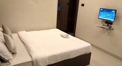 The JK Hotel Room Type - Deluxe Non Ac Room