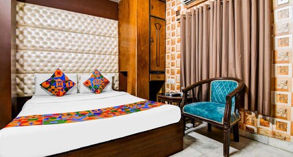 FabHotel Gulshan Palace Room Type - Deluxe Room
