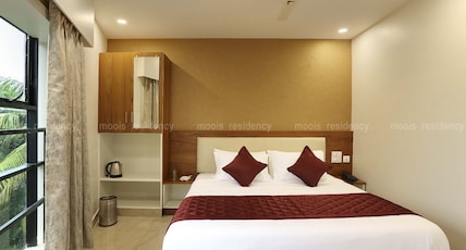 Moois Residency Ernakulam Room Type - Standard Room Moois Residency Ernakulam Room Type - Standard Room