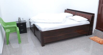 Hotel Prakash by StayApart Room Type - Double Room