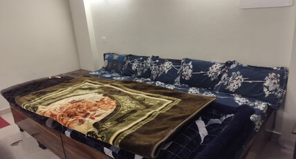 Himalayan Kedar Retreat-100 Mtrs From Temple Room Type - Semi Deluxe Quad Bed Room For 4 Pax