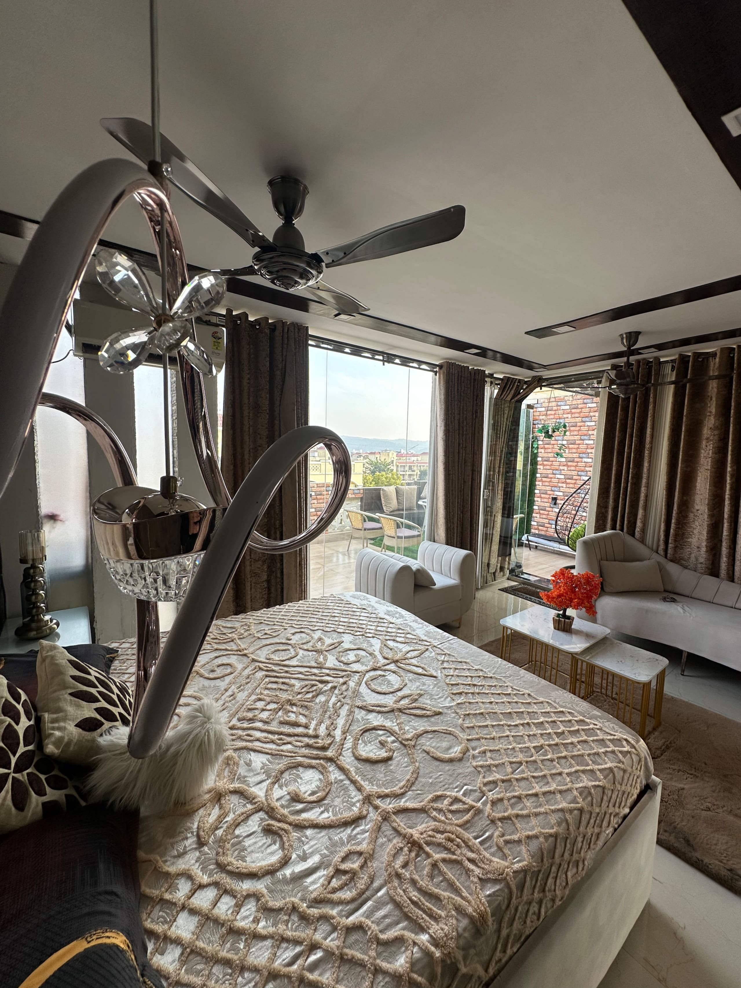 Private Luxury Glass Room Stay Near Chandigarh - Tap to explore photos