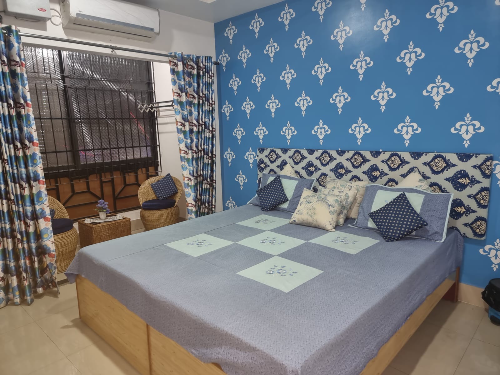 172 LBS - A Boutique Guest House - Tap to explore photos