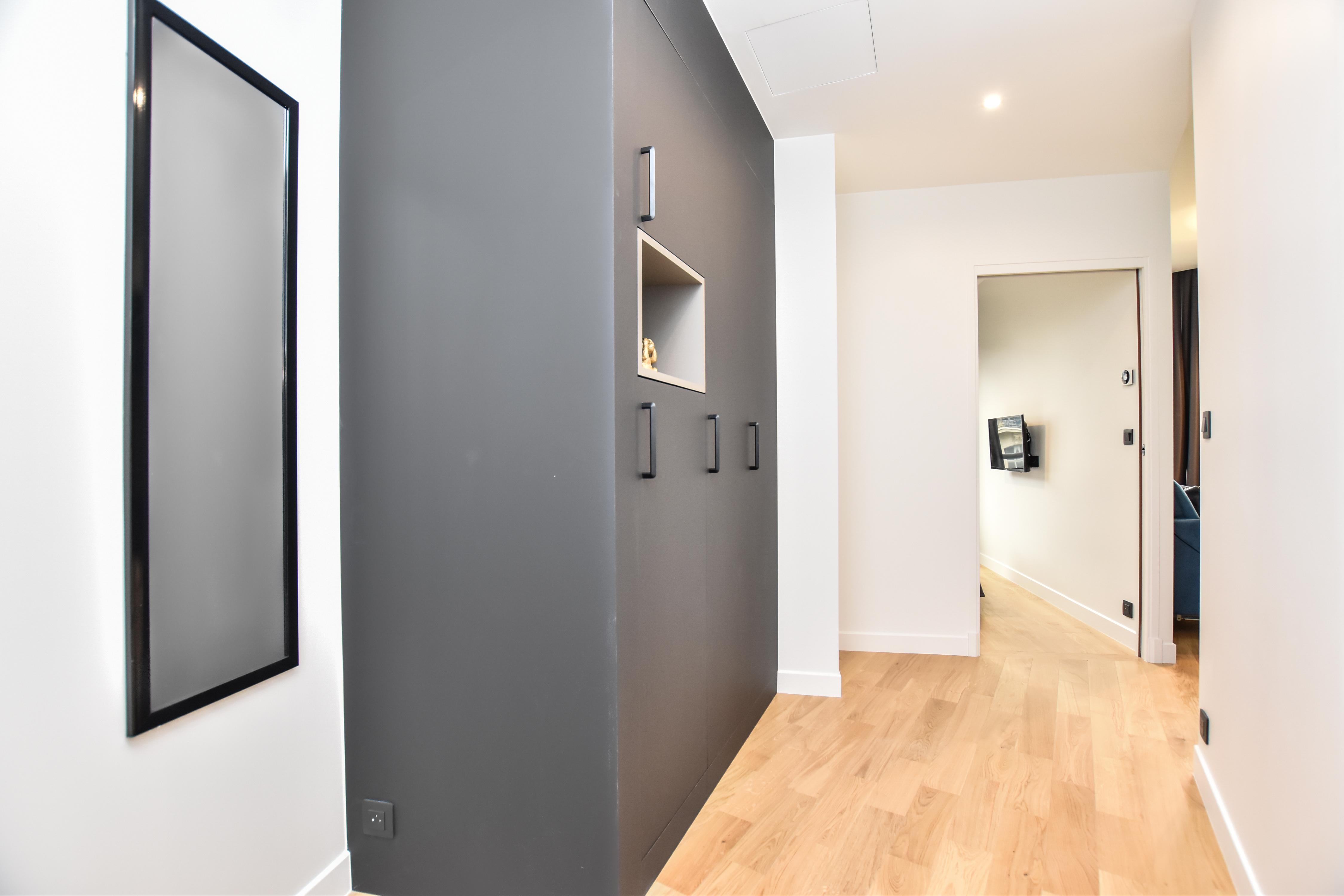 Chic apartment - 1BR/4P - Opera - Tap to explore photos