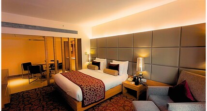 Pride Plaza Hotel, Ahmedabad Room Type - Premium King Room