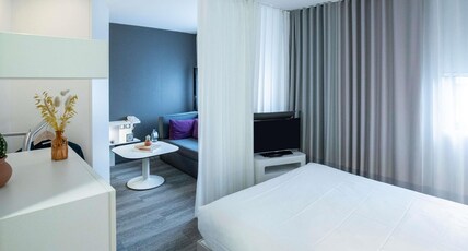 Novotel Suites Luxembourg Room Type - Superior Suite with 1 double bed and 1 single bed Novotel Suites Luxembourg Room Type - Superior Suite with 1 double bed and 1 single bed