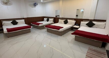 Hotel Shivay Deluxe Room Type - Family Room