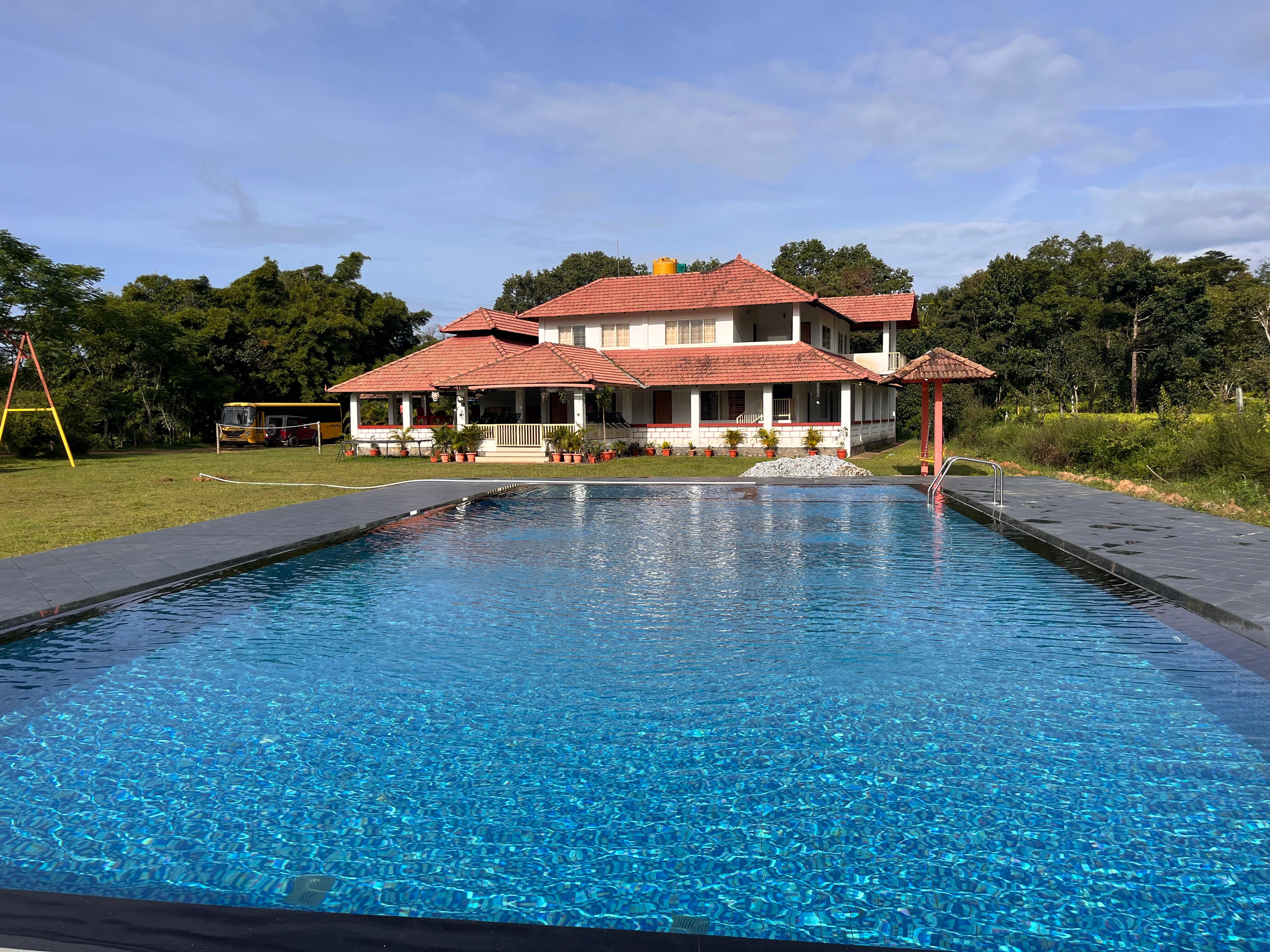 Rainbird Homestay - Tap to explore photos