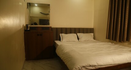 Hotel Gurukripa Palace Room Type - Room 101 Double bed  ( Ground floor )