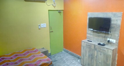 Paul paying guest Room Type - Double bed Room  (A C)